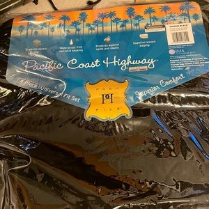 Universal car floor mats